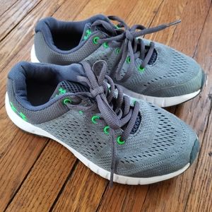 Boys Under Armour Shoes